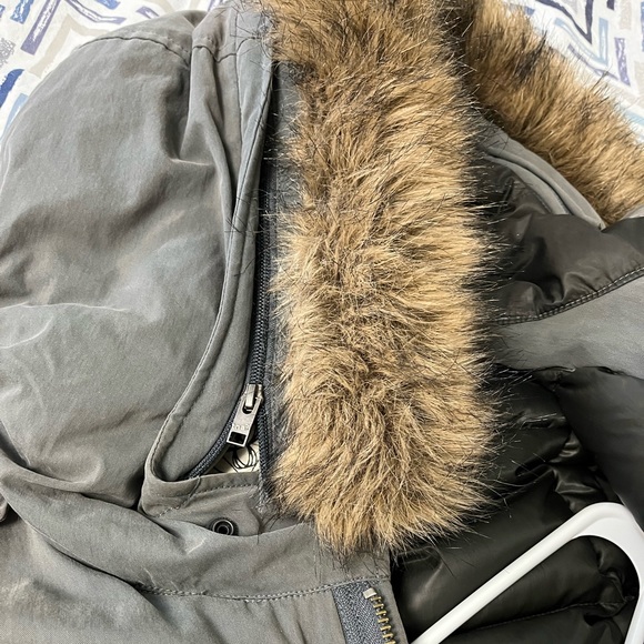 TNA Expedition series down-filled water resistant winter jacket Size M - Picture 6 of 8